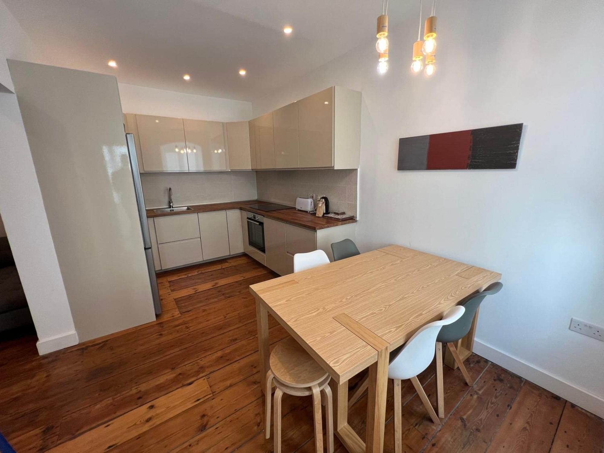Luxe 2Br Family Oasis In Gibraltar Apartment Екстериор снимка