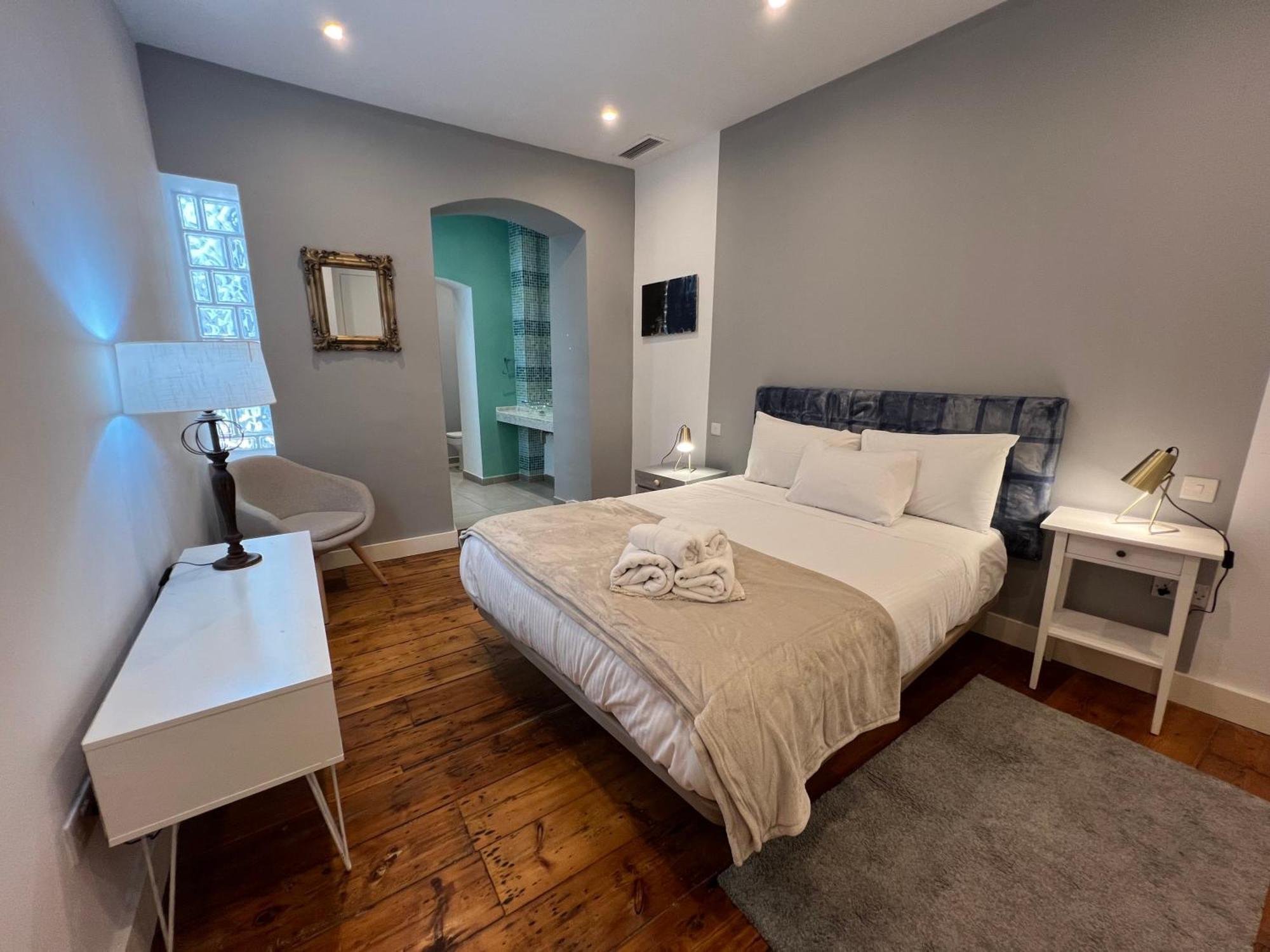 Luxe 2Br Family Oasis In Gibraltar Apartment Екстериор снимка