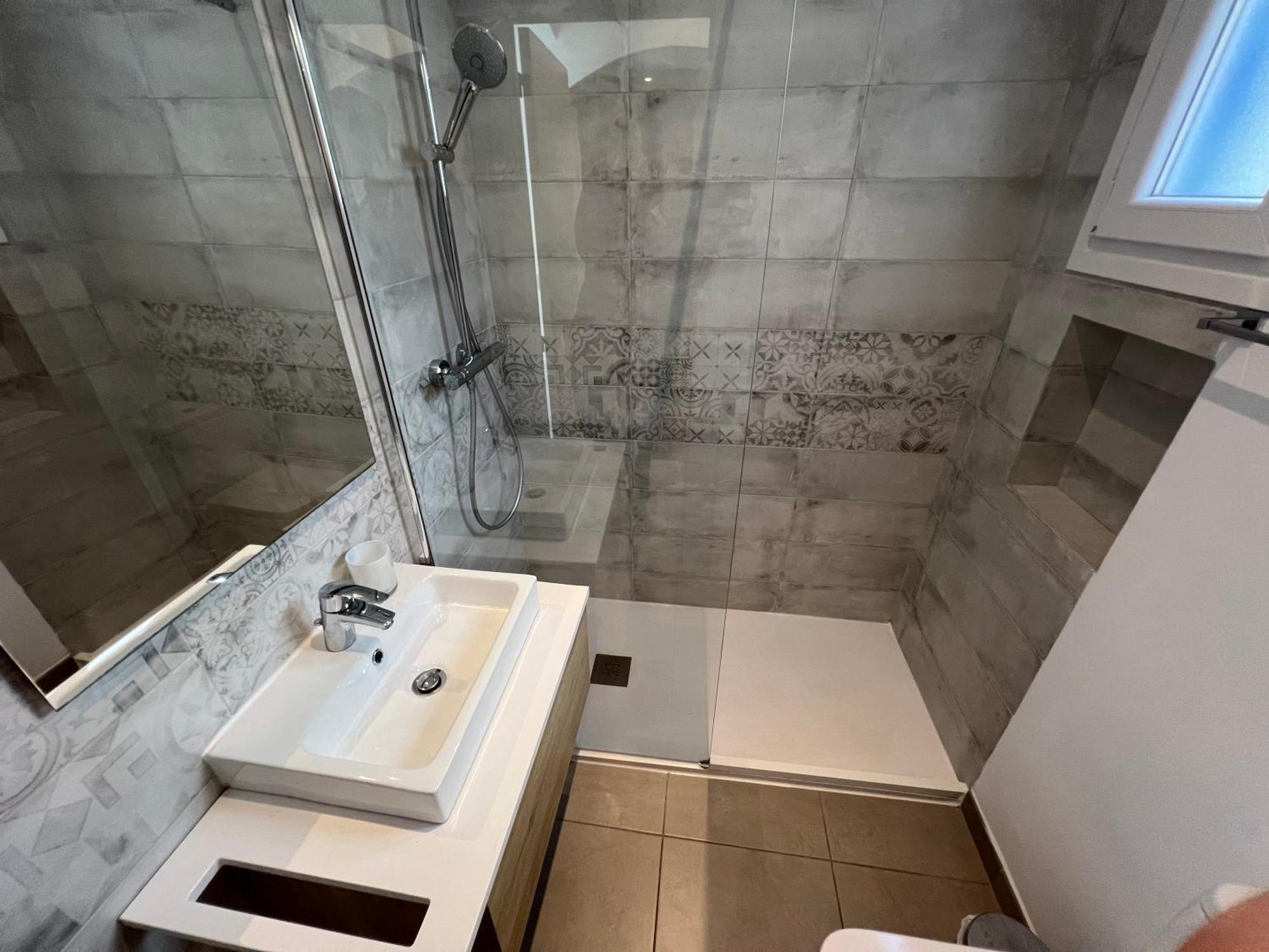 Luxe 2Br Family Oasis In Gibraltar Apartment Екстериор снимка