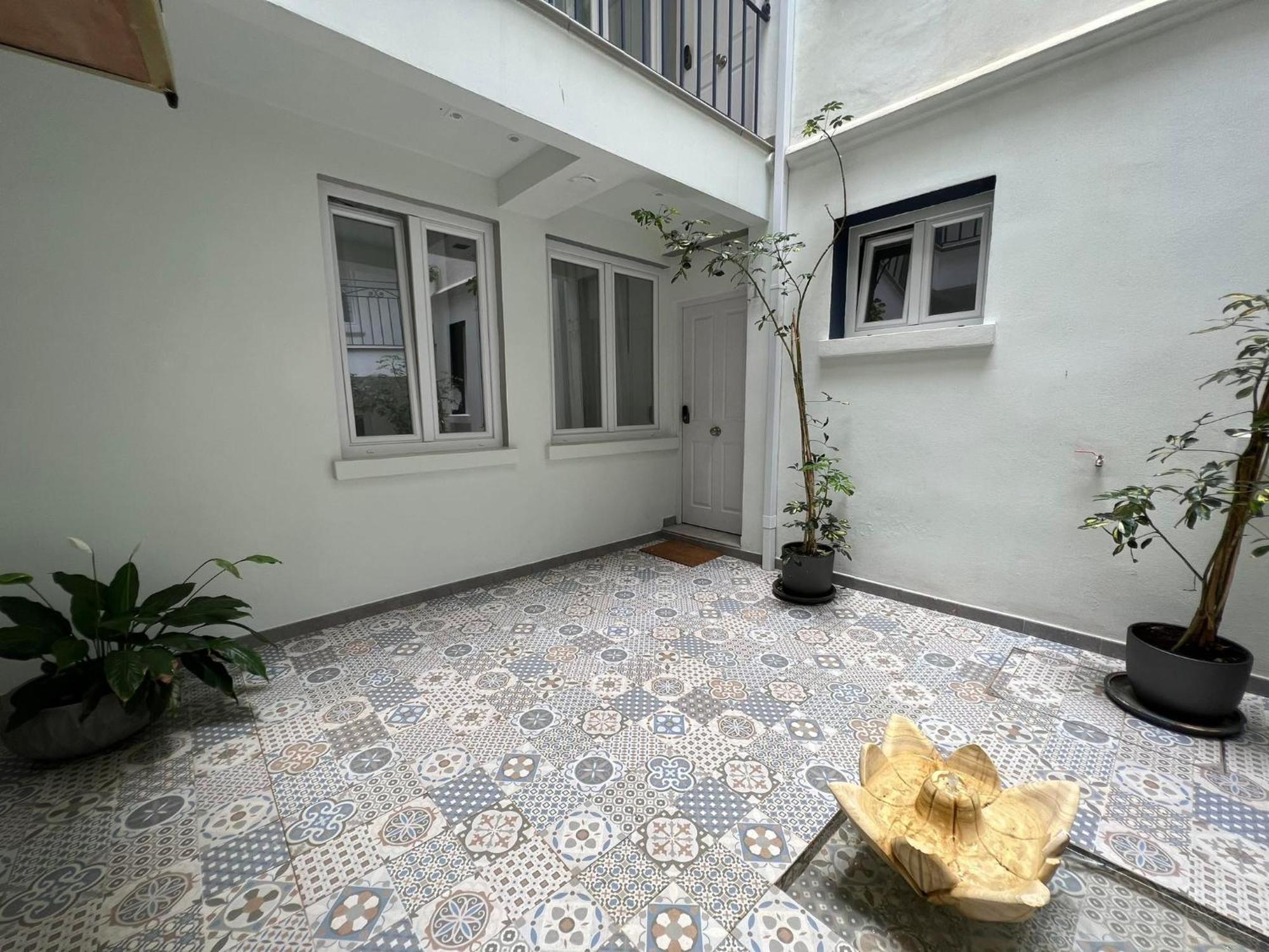 Luxe 2Br Family Oasis In Gibraltar Apartment Екстериор снимка