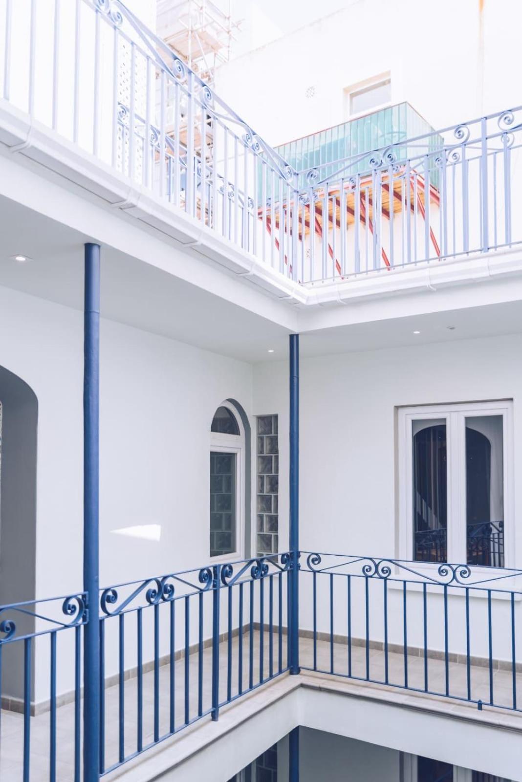 Luxe 2Br Family Oasis In Gibraltar Apartment Екстериор снимка